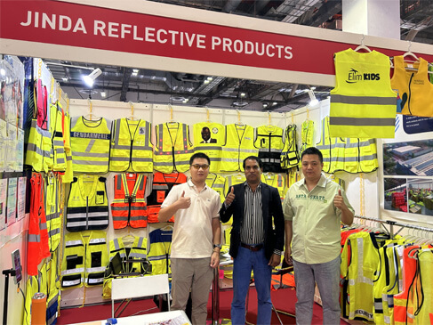Jinda Reflective Exhibits Safety Vests at OS+H Asia 2024 in Singapore