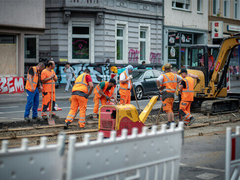 High Visibility Clothing for Road Workers: Choosing the Right Reflective Vest
